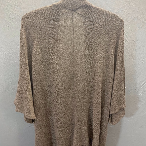 Flowy Cardigan - Picture 2 of 3